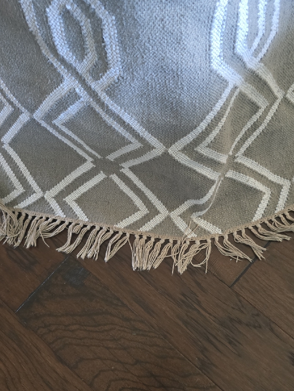 Potterybarn Neutral Geometric Fringe Throw Rug - Picture 2 of 3